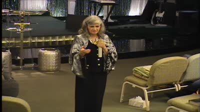 Dr. Elizabeth Smither teaches on the importance of having faith in the love of God.