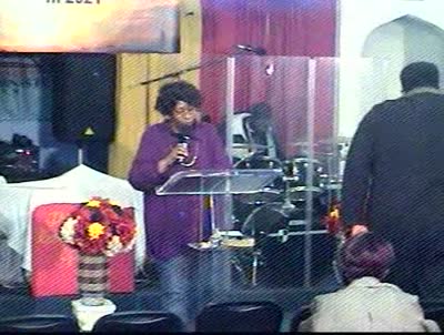 Because of Jesus we are to shing bright in this world