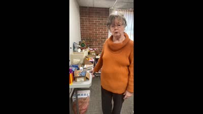 In this English Video, Jenny shares packing a Magi Box from the Magi room.