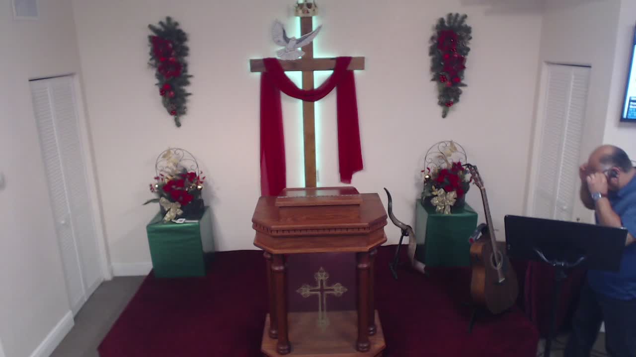 A Heavenly Look into the Incarnation