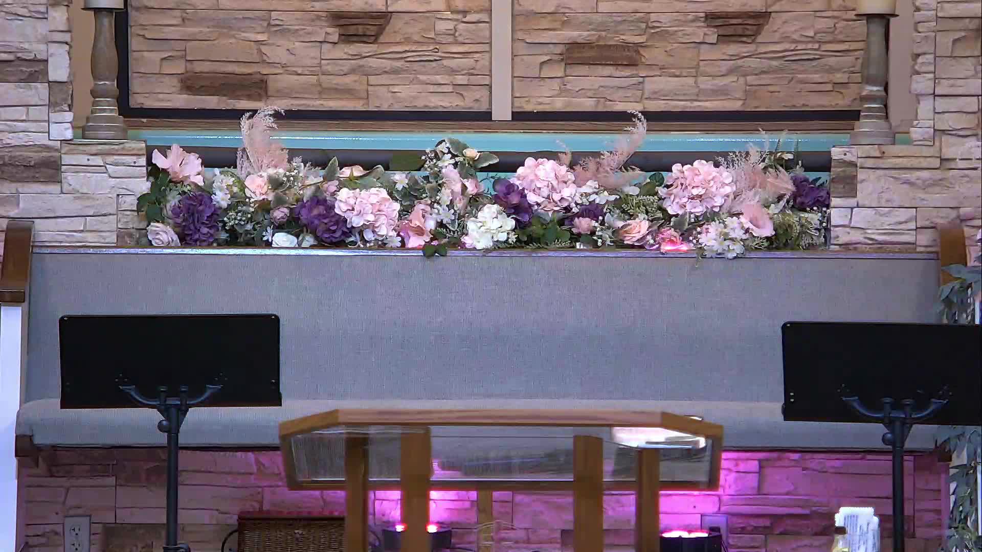 Sunday Praise And Worship episode artwork