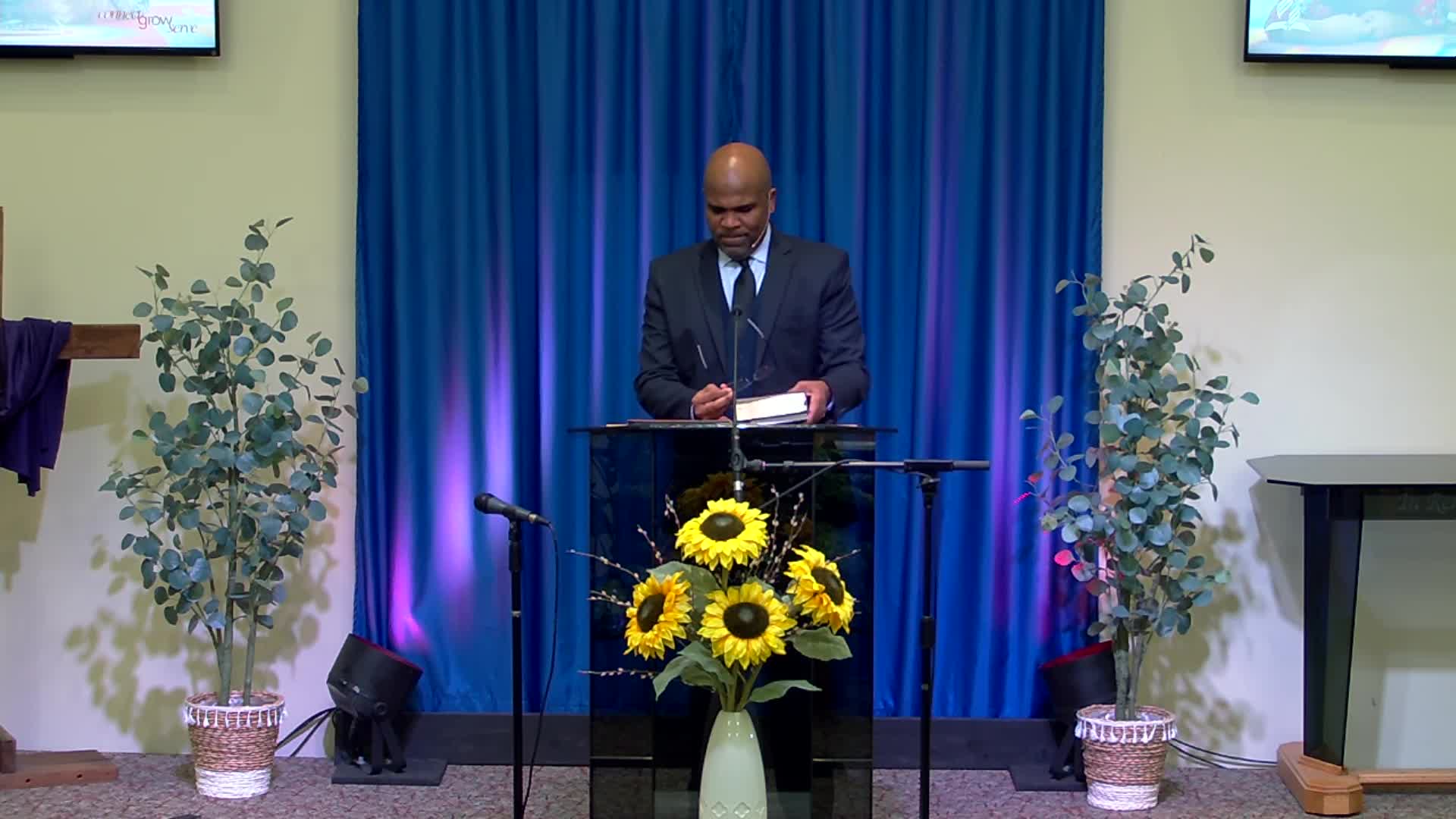 LaGrange SDA Church Worship Service